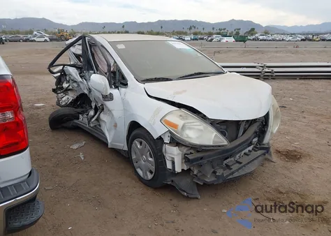 2011 Nissan Versa 1.8S z USA, uszkodzony, nr VIN 3N1BC1AP2BL444152